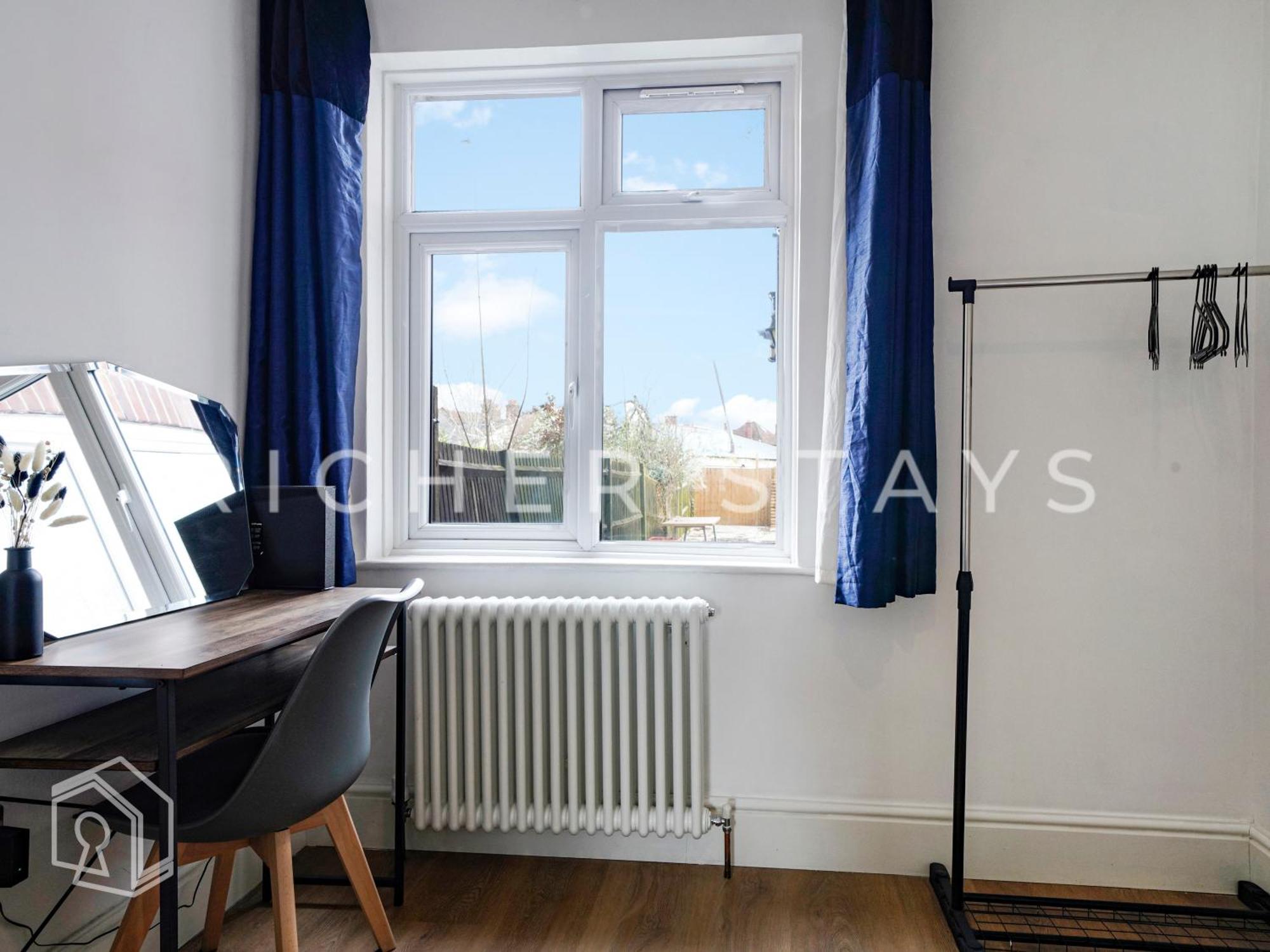 Watford Large 5Br Home - Contractors & Families Екстер'єр фото